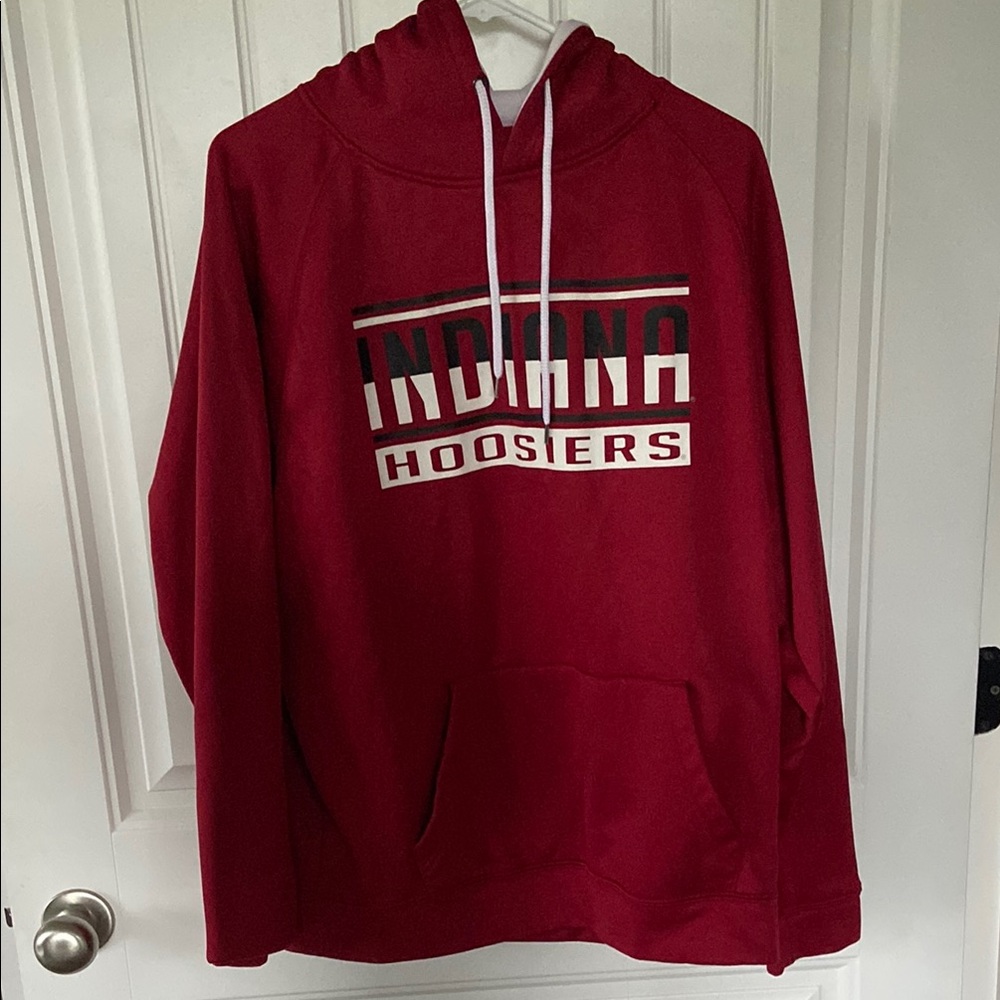 Amazon Red Sweater Classic Pullover Style